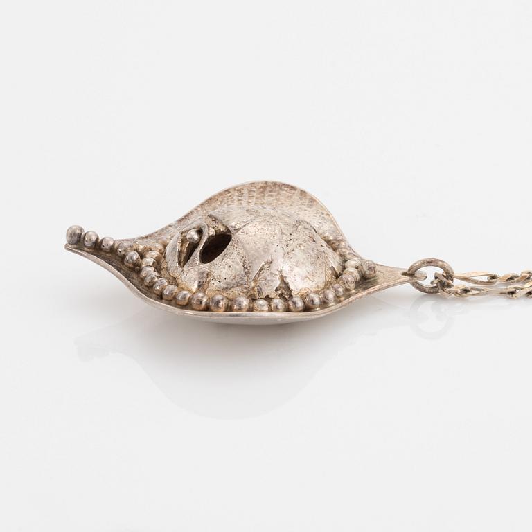 Rosa Taikon, Bernd Janusch, Hängsmycke, sterlingsilver.