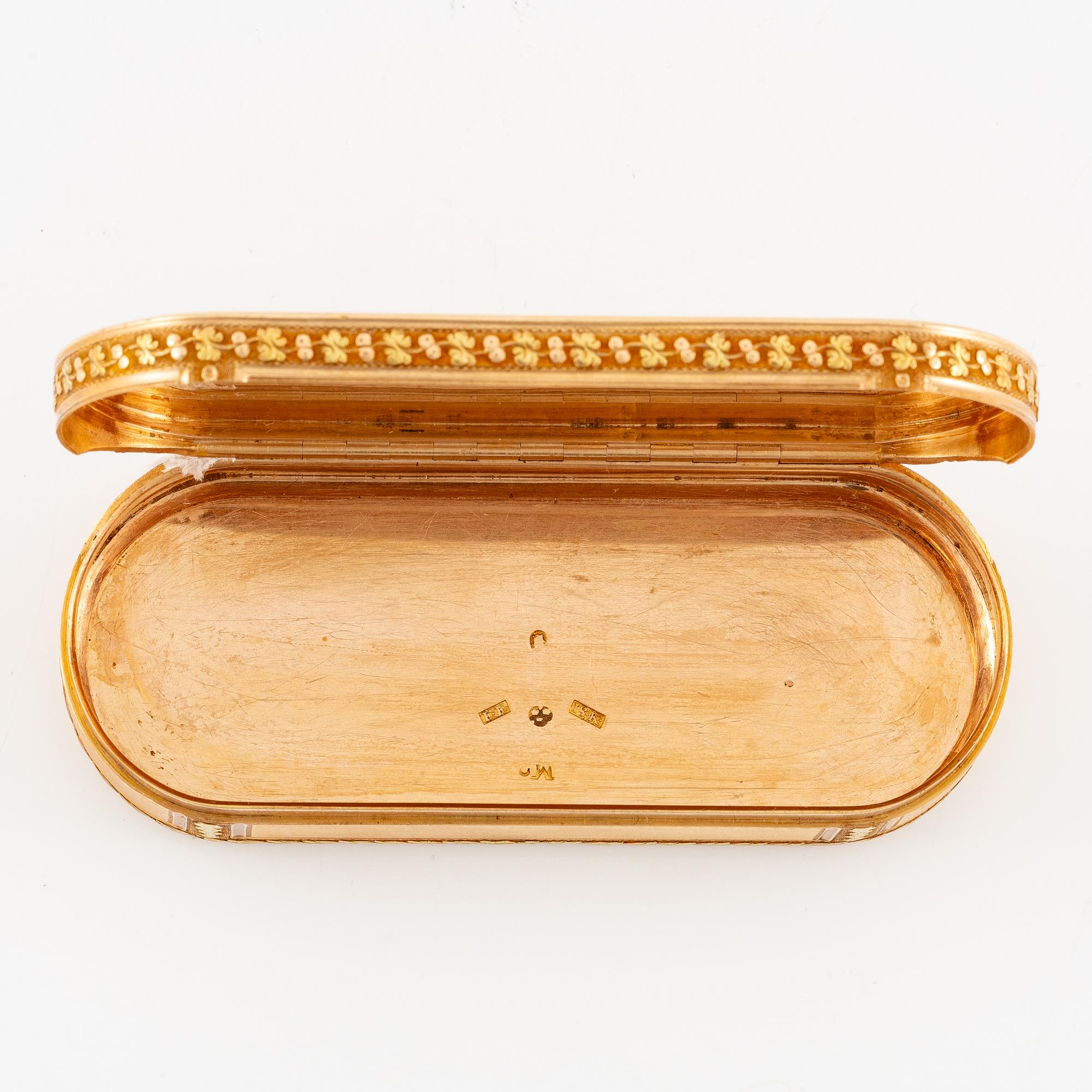 A Swedish 18th century 18K gold-box, mark of Friedrich Fyrwald, Stockholm 1794.