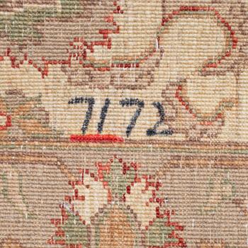 Two Zeigler design rugs, ca 84 x 61 cm.