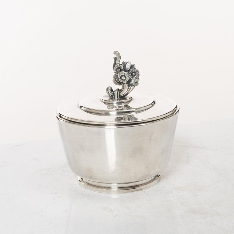 A 3-piece Swedish silver coffee service, marks of CG Hallberg, Stockholm 1947.