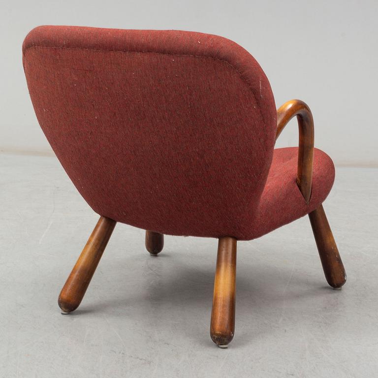 A mid 20th cenutry "Clam Chair" / "Muslinge", attributed to Philip Arctander.