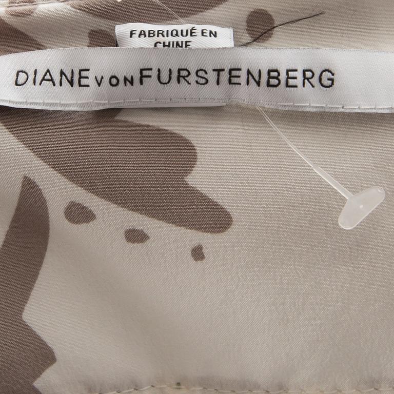 KLÄNNING, Diane Von Furstenberg.
