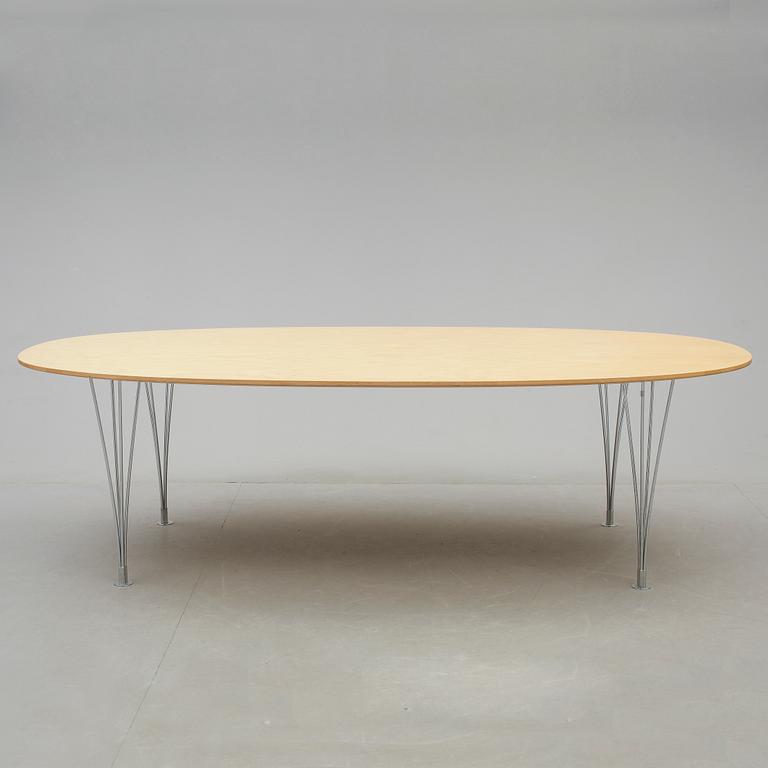 BORD, "Superellips", Piet Hein och Bruno Mathsson, Mathsson International, Värnamo.