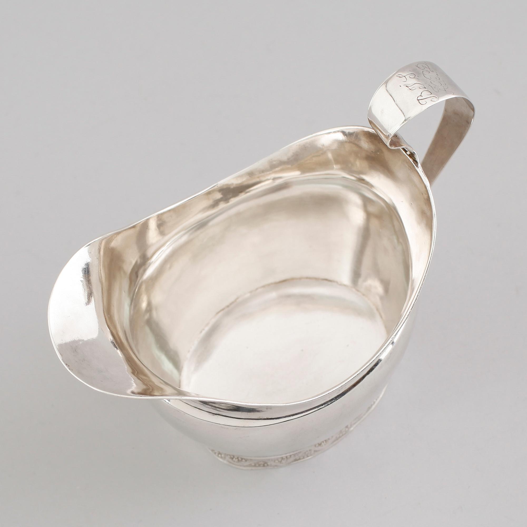 GRÄDDKANNA, silver, Anders Emanuel Blomqvist, Vadstena 1827. Vikt ca 143 gram.
