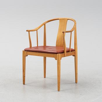 A cherry wood 'China chair' by Hans J Wegner for Fritz Hansen, designed 1944.