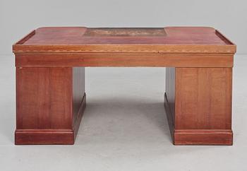 PRAKTSKRIVBORD, Otto Schulz, senjugend, omkring 1915.