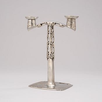 ARCHIBALD KNOX tillskriven, kandelaber "Tudric", Liberty & Co, Arts & Crafts, England.