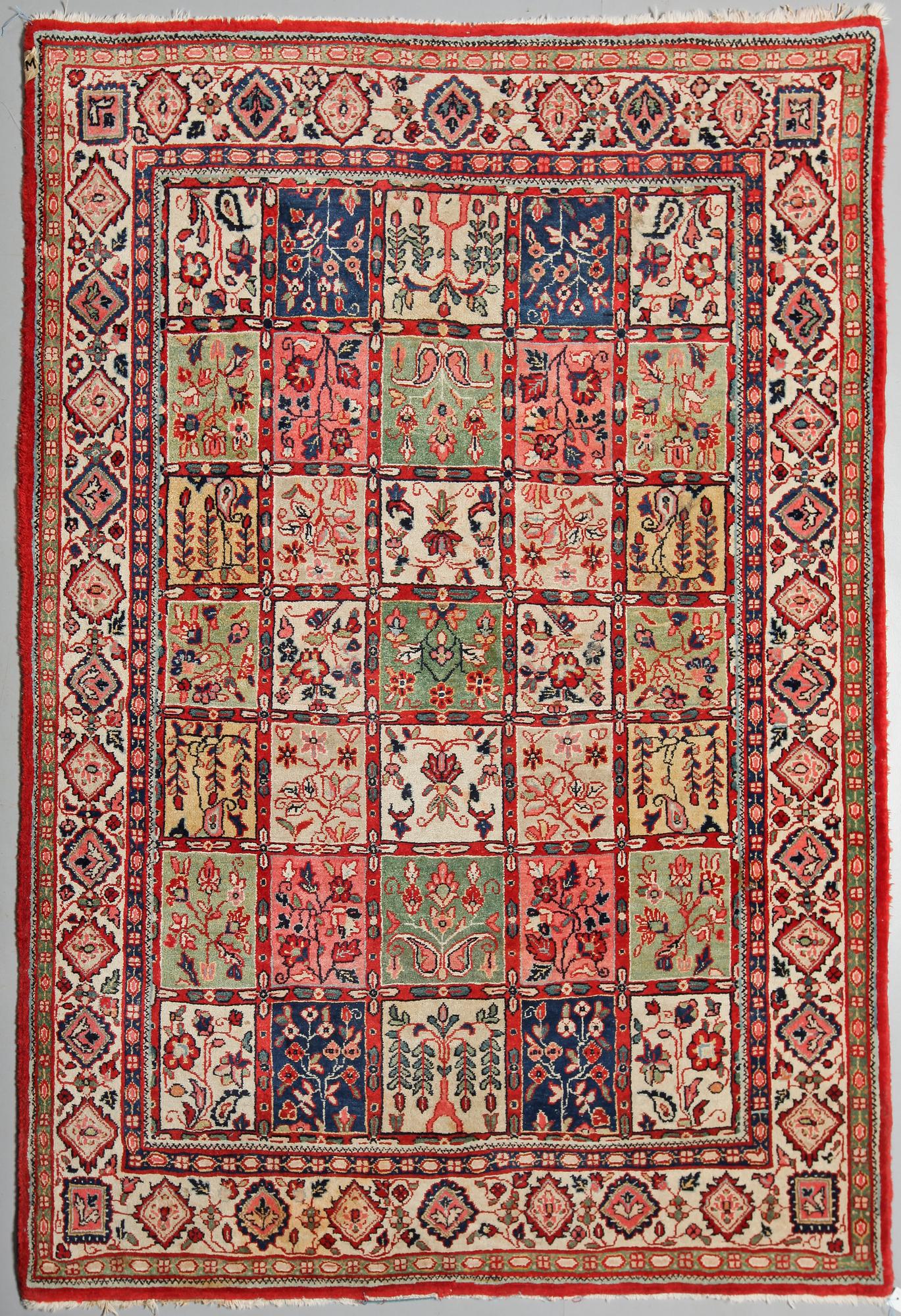 MATTA, orientalisk, 194 x 139 cm, 1900-talets fjärde del.