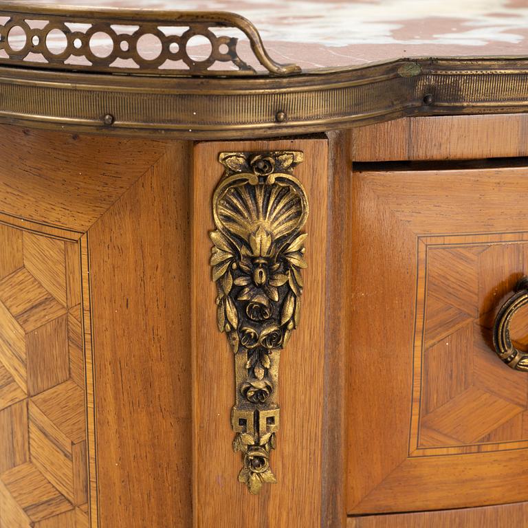 Byrå, Frankrike, 1800-talets andra hälft.