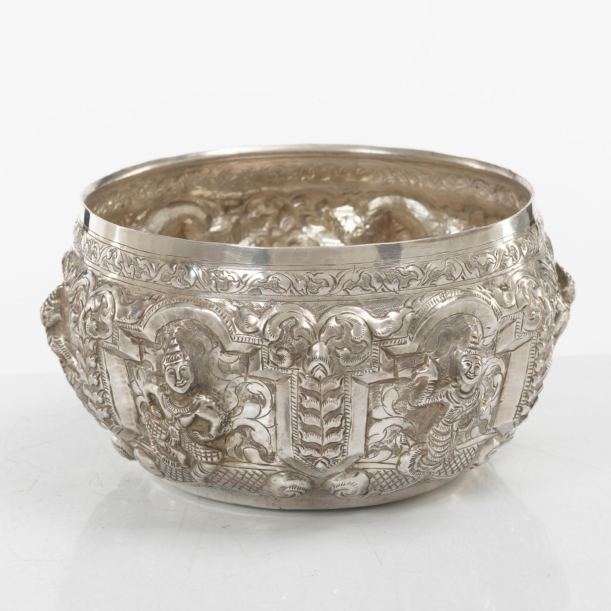 Bowl, silver, probably Thailand with Swedish import marks, weight 298 g.