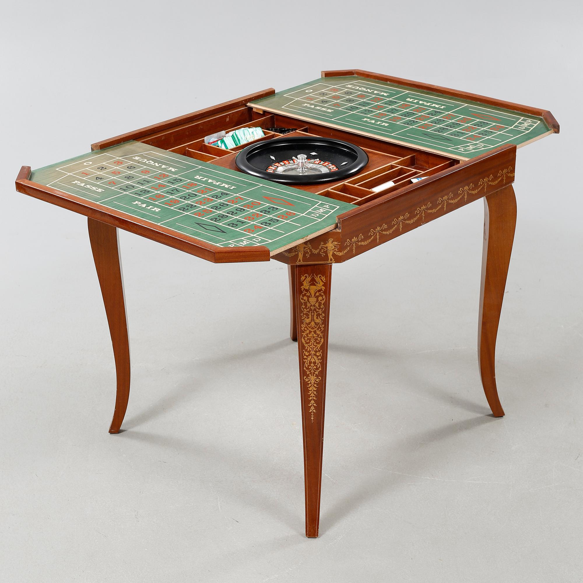 A gaming table and two chairs from Italy, 1950s.