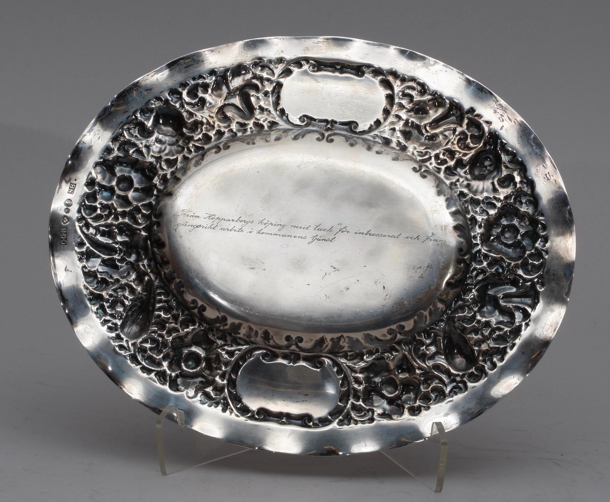 PRESENTERFAT, silver. CG Hallberg, Stockholm 1944.