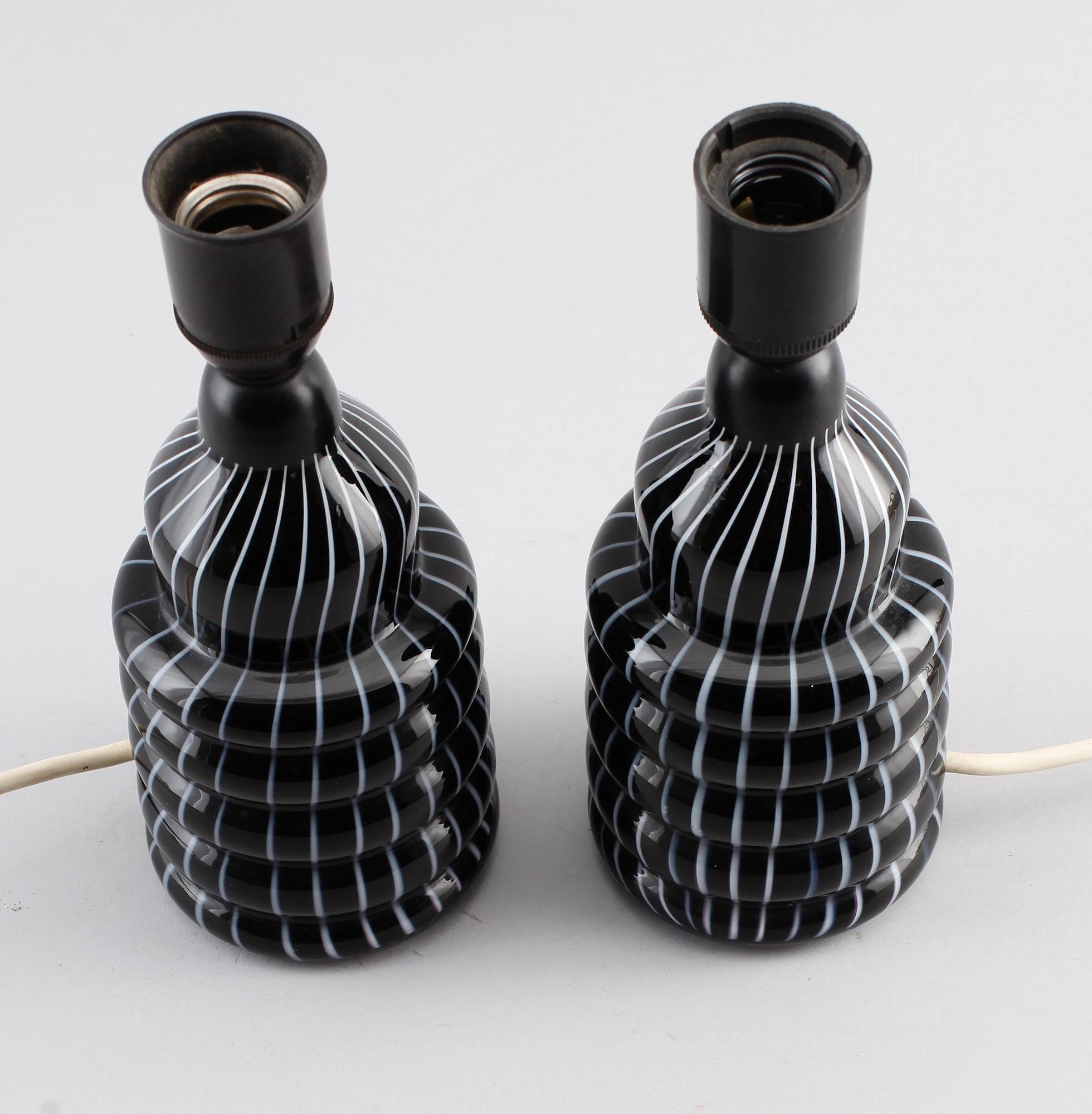 BORDSLAMPOR, 1 par, glas, 1900-talets mitt.