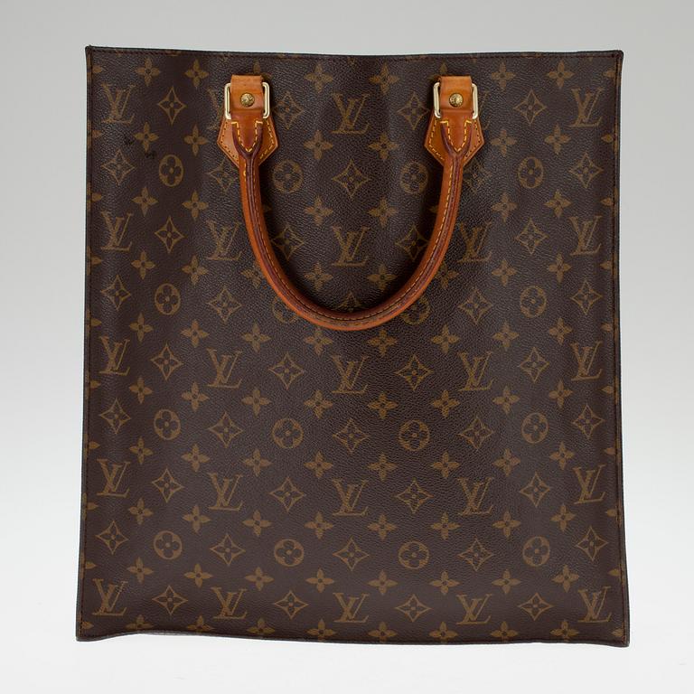 VÄSKA, "Sac Plat", Louis Vuitton.