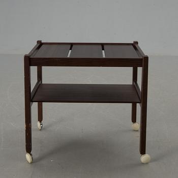 SERVERINGSBORD, Swedese Yngve Ekström.