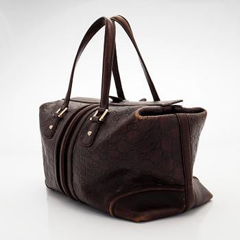 Gucci, A 'Boston' bag.