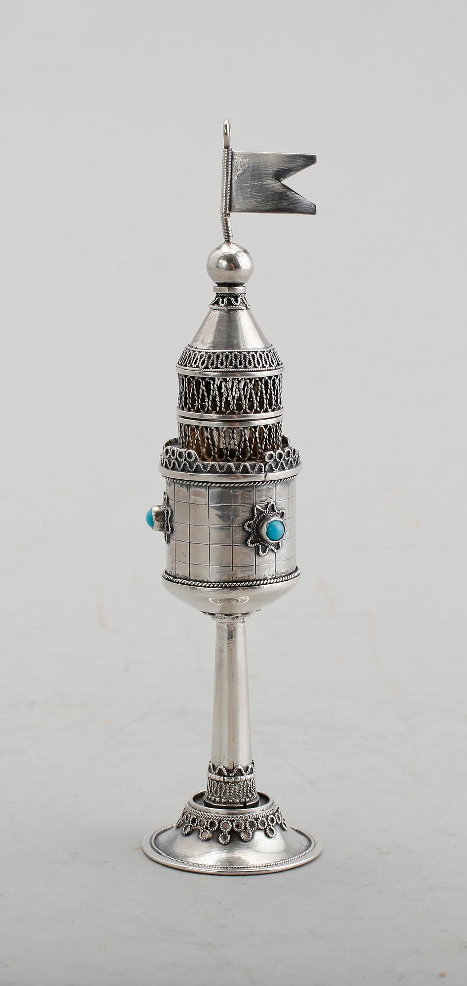 KRYDDTORN, silver, Judaica. Vikt ca 46 g.