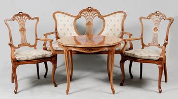 SALONGSGRUPP, 4 delar, rokokostil, 1800/1900-tal.