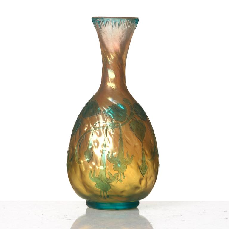 Cristallerie de Pantin Stv & C, an Art Nouveau cameo glass vase, France circa 1900.