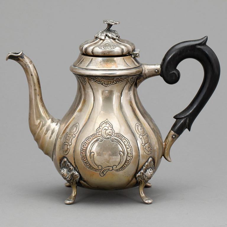 KAFFEKANNA, silver, importstämplar, 18/1900-tal. Vikt ca 419g.
