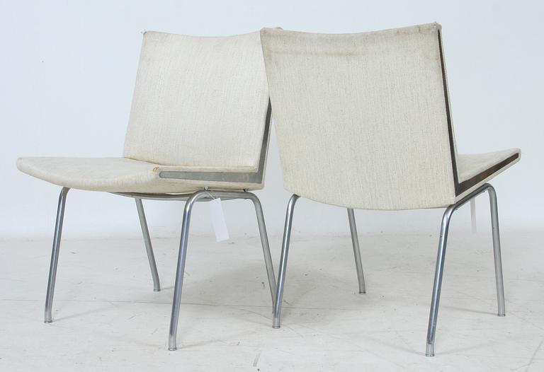 STOLAR, ett par, "AP-39", Hans J Wegner, modellen formgiven 1958/59.