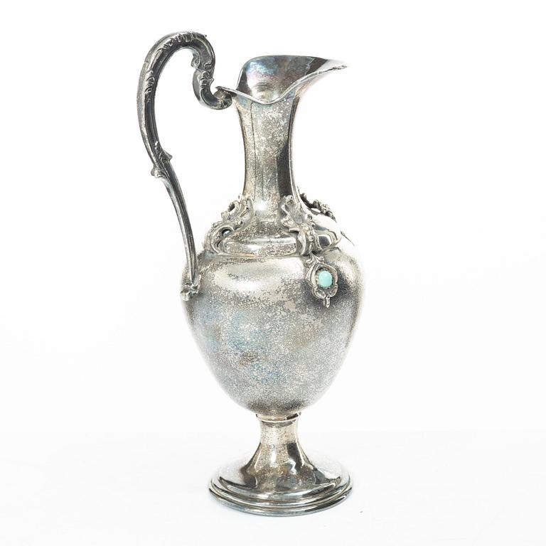An Italian silver jug, 1944-1968.