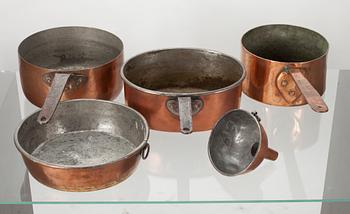 PARTI KOPPARFÖREMÅL, 5 delar, 1800-tal.