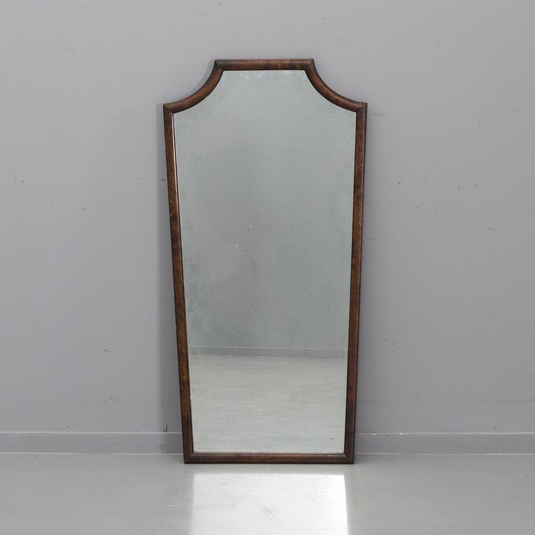 A 1940's mirror.