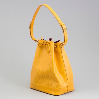 BAG, "Epi Noe", Louis Vuitton.