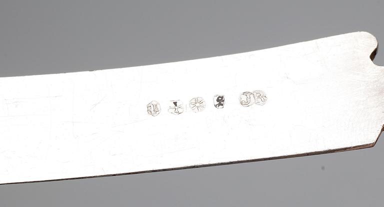 BESTICKSCHATULL, 12 bestick, nysilver, troligen 1800-talets slut.