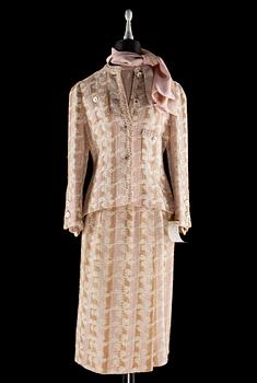 1205. A 1970s two-piece costume by Chanel.