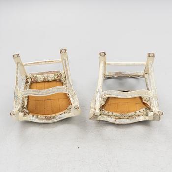 Rokoko, A pair of mid-18th century Rococo chairs.