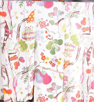 GARDINVÅDER. 3 st samt en mindre. "Vegetable Tree", design Josef Frank, Firma Svenskt Tenn.