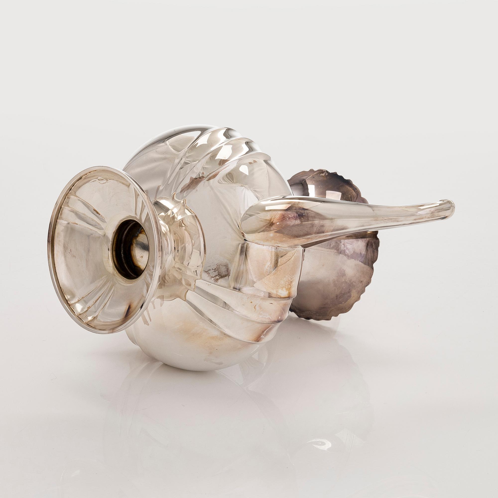 Kahvikannu, hopeaa, Kultakeskus Hämeenlinna 1979.