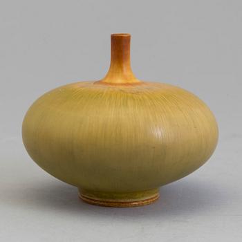 BERNDT FRIBERG, vas, stengods, Gustavsberg studio 1965.