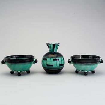 2 bowls and 1 vase of the "V series", Ilse Claesson for Rörstrand, 1930´s.