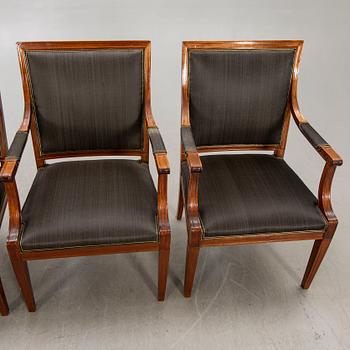 Karmstolar, 3 st  Gustaviansk stil, 1900-talets första hälft.