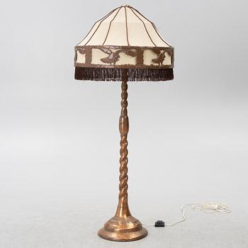 Golvlampa, Jugend, 1900-talets början.