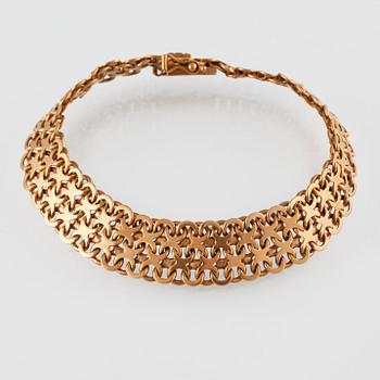 ARMBAND, 18K guld, M.K:S Guldsmedsatelier, Stockholm, 1962. Vikt 28g.