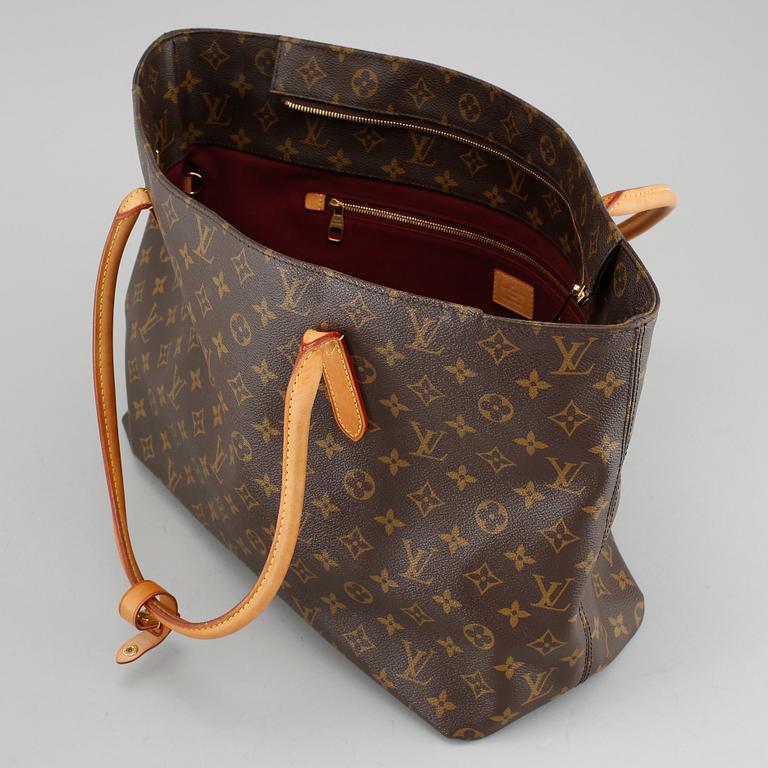 A 'Raspail' tote bag by Louis Vuitton.