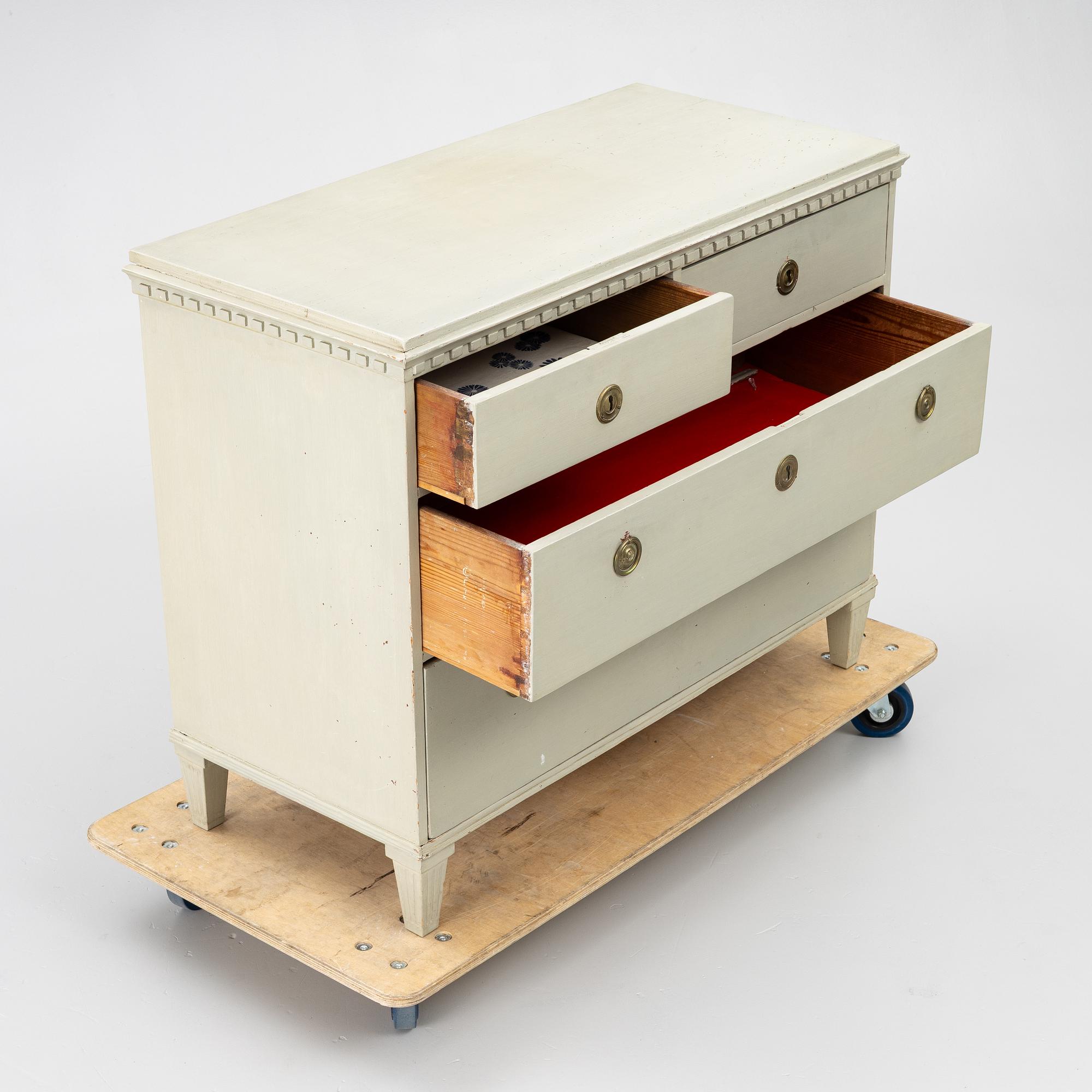 A Gustavian commode, Sweden circa 1800.