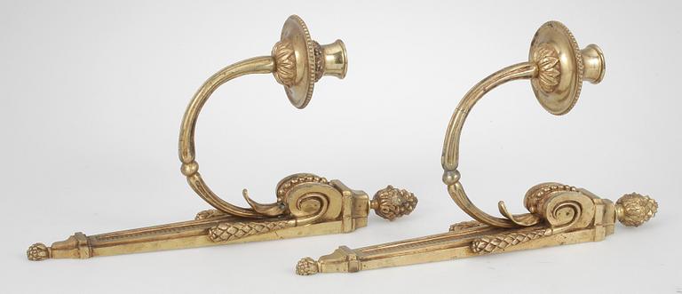 APPLIQUER, ett par, förgylld brons, Louis XVI-stil, 1900-tal.