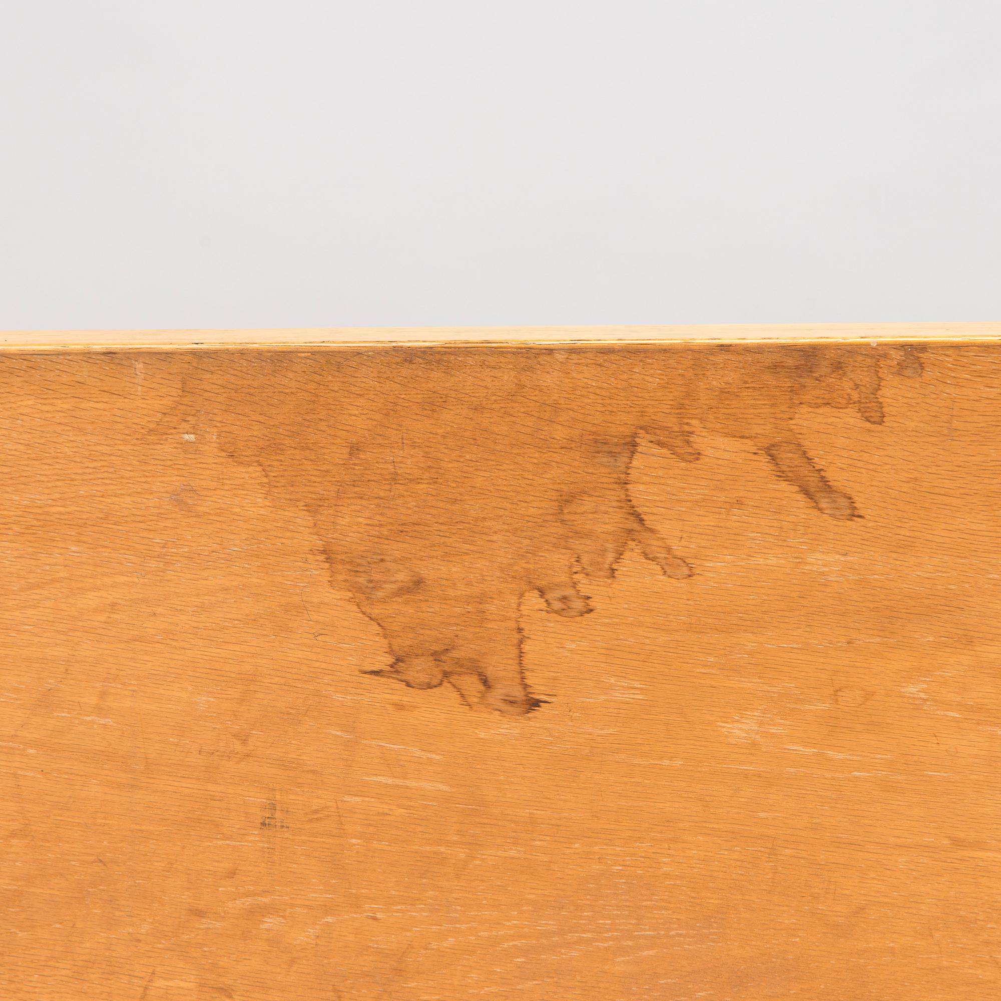 Alvar Aalto, ruokapöytä / neuvottelupöytä, malli E86, Artek, 1960/70-tal.