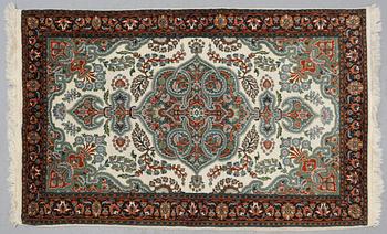 MATTA, orientalisk, modern tillverkning, 97 x 160 cm.