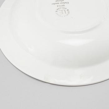 A mid 20th century "Droppar" tableware set of 23 pcs by Berit Ternell for Upsala Ekeby.