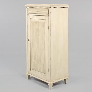 SKÅP, gustaviansk stil, 1800-tal.