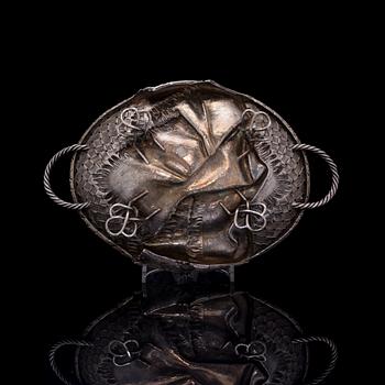 A BREAD BASKET, silver. Moscow, Petr Loskutov 1883. Weight 545 g.