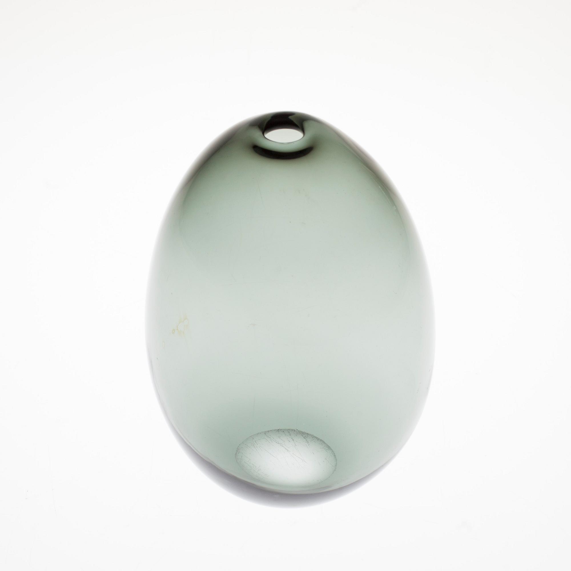 MALJAKKO, lasia, "Saippuakupla", signeerattu K. Franck Nuutajärvi Notsjö -61.