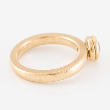 Ring, solitaire ring, Schalins, 18K gold with a brilliant-cut diamond.