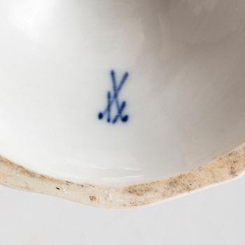 A pair of porcelain handle holders, Meissen, 19th century.